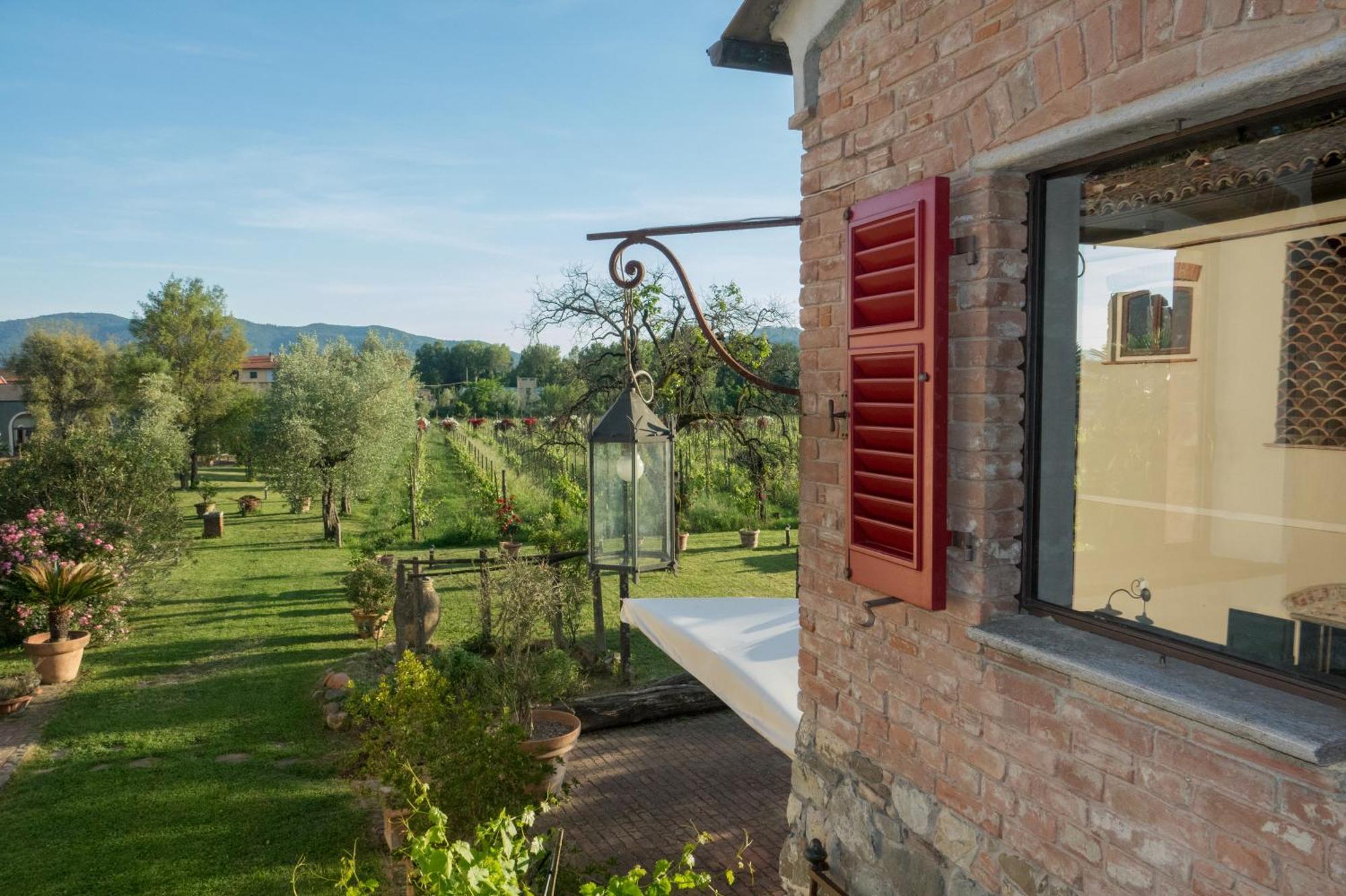 Resort La Ghiaia Sarzana Exterior photo