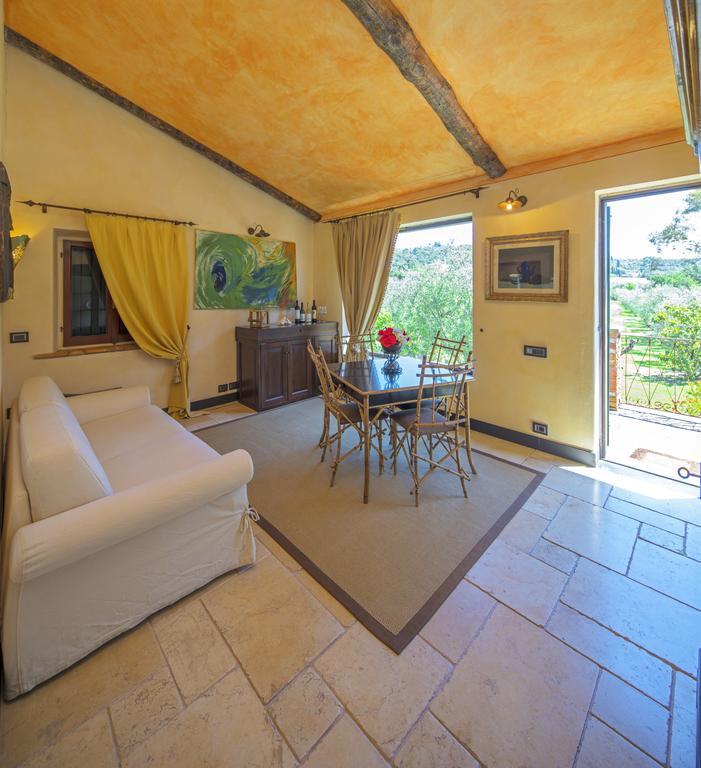 Resort La Ghiaia Sarzana Exterior photo