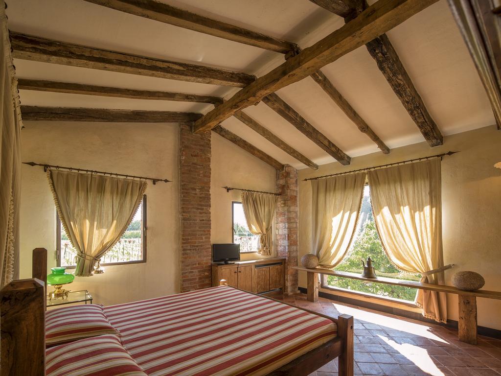 Resort La Ghiaia Sarzana Exterior photo